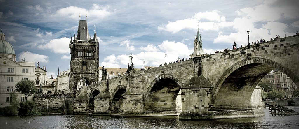 najlepsze ubezpieczenie turystyczne do Czech