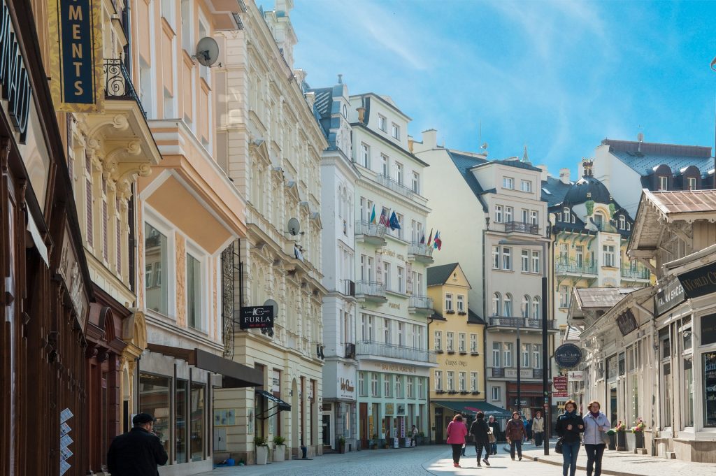 ubezpieczenie turystyczne do Czech - gdzie go szukać?