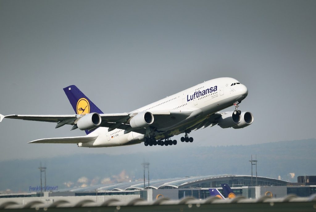 Lufthansa ubezpieczenie podróżne – analiza oferty